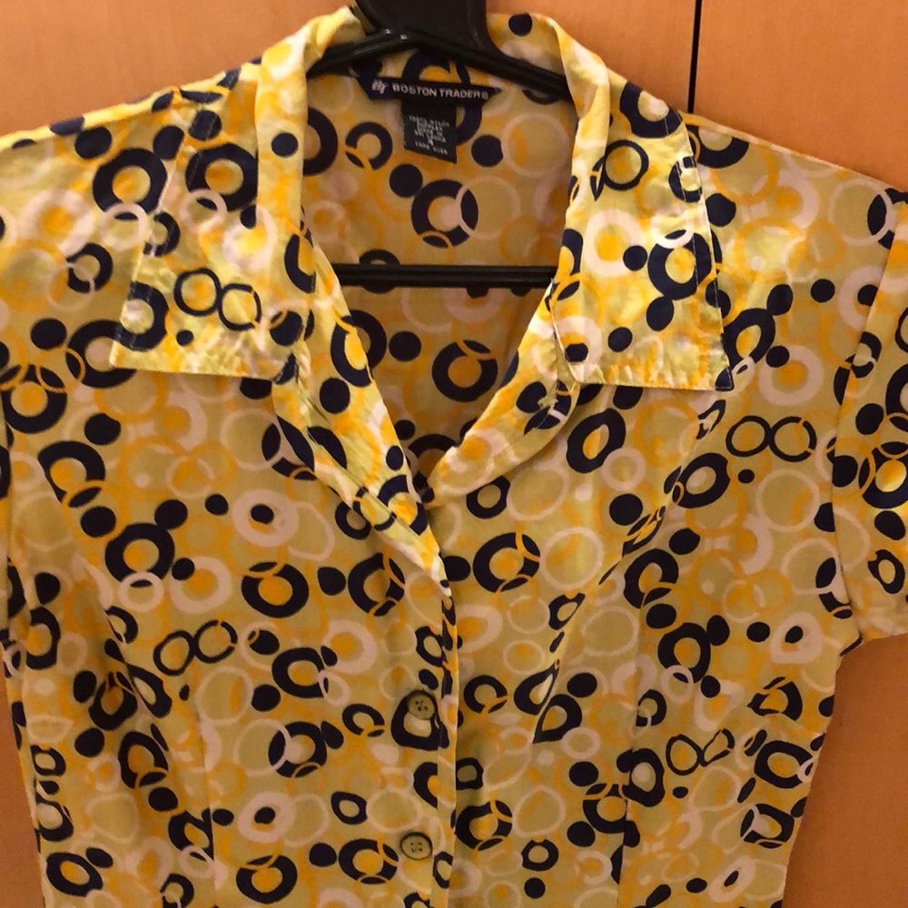 5/$25 Adorable Boston Traders size 4 dress